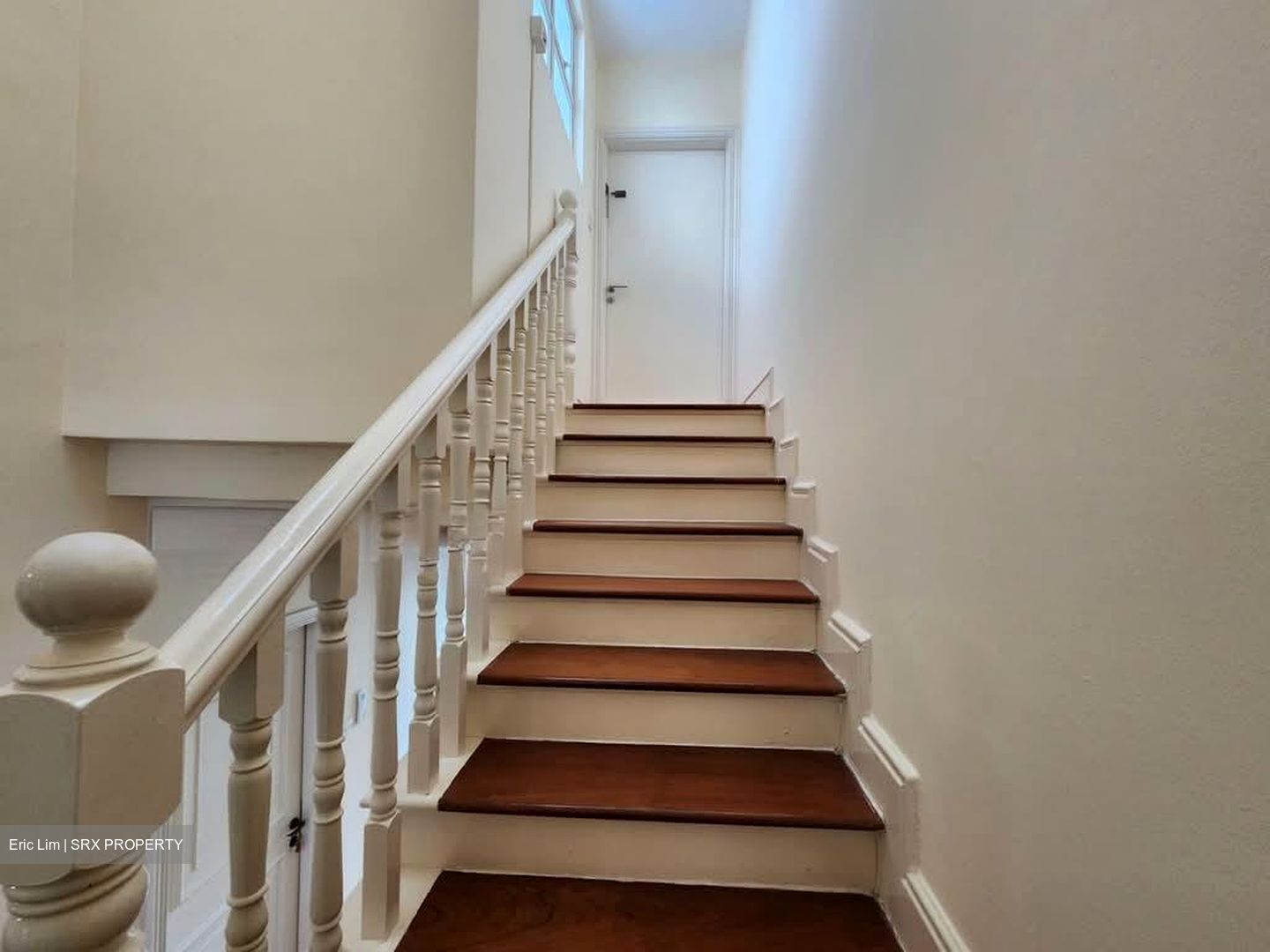 Kew Crescent (D16), Terrace #554644381